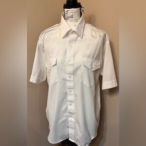 Men’s van heusen aviator shirt 17 1/2
#426
